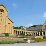 Tatil Evi Zythogite, 23 Personnes, 9 Chambres, 6 Salles De Bain, Bbq, Jacuzzi, Jardin, Billard *