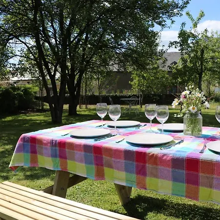 Zythogite, 23 Personnes, 9 Chambres, 6 Salles De Bain, Bbq, Jacuzzi, Jardin, Billard בית נופש