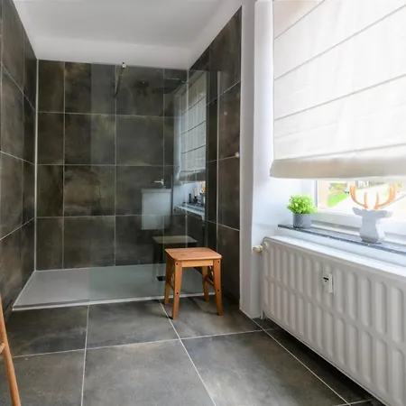 Zythogite, 23 Personnes, 9 Chambres, 6 Salles De Bain, Bbq, Jacuzzi, Jardin, Billard *