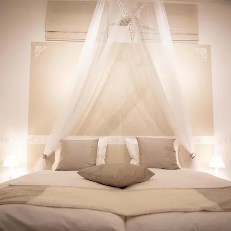 Zythogite, 23 Personnes, 9 Chambres, 6 Salles De Bain, Bbq, Jacuzzi, Jardin, Billard Feriehus