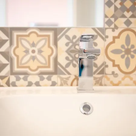 Zythogite, 23 Personnes, 9 Chambres, 6 Salles De Bain, Bbq, Jacuzzi, Jardin, Billard *