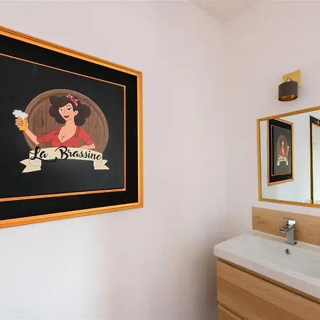 Zythogite, 23 Personnes, 9 Chambres, 6 Salles De Bain, Bbq, Jacuzzi, Jardin, Billard בית נופש Tintigny