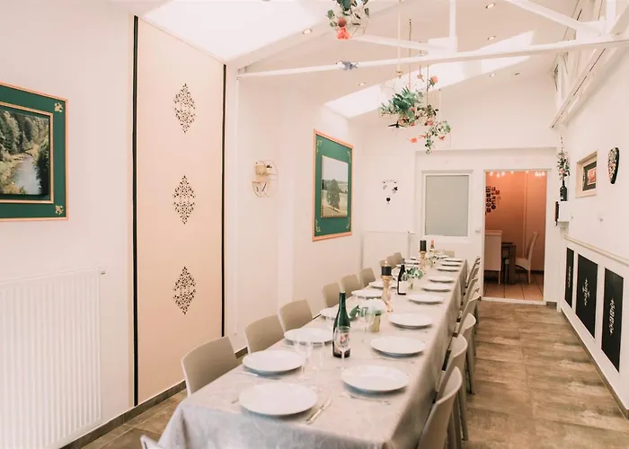 Dom wakacyjny Zythogite, 23 Personnes, 9 Chambres, 6 Salles De Bain, Bbq, Jacuzzi, Jardin, Billard