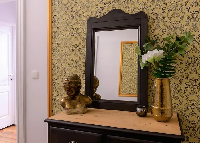 Zythogite, 23 Personnes, 9 Chambres, 6 Salles De Bain, Bbq, Jacuzzi, Jardin, Billard Dom wakacyjny Tintigny