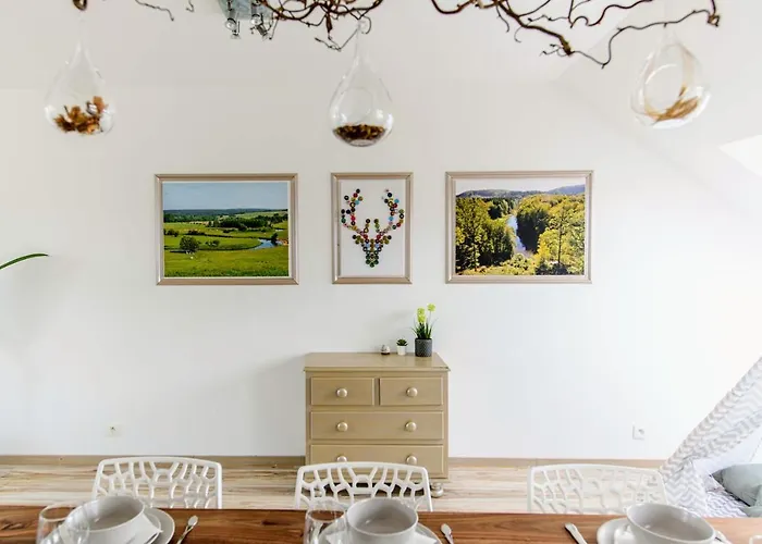 Zythogite, 23 Personnes, 9 Chambres, 6 Salles De Bain, Bbq, Jacuzzi, Jardin, Billard