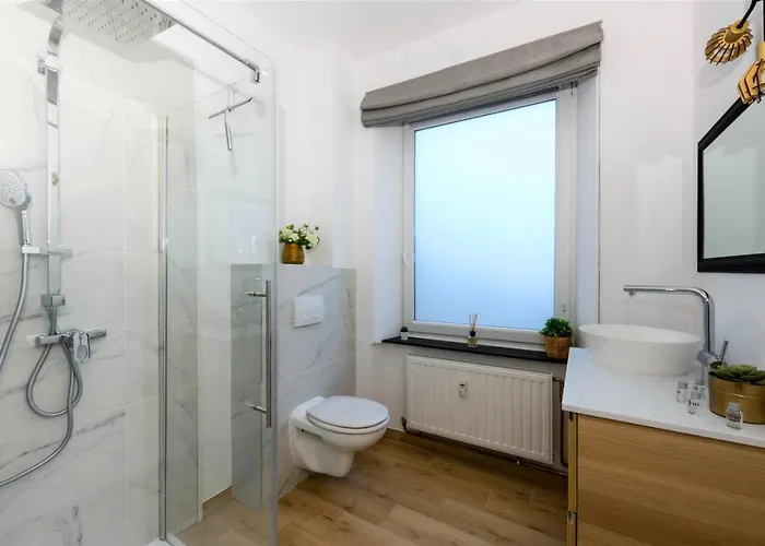 Zythogite, 23 Personnes, 9 Chambres, 6 Salles De Bain, Bbq, Jacuzzi, Jardin, Billard Dom wakacyjny Tintigny