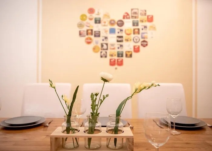 Zythogite, 23 Personnes, 9 Chambres, 6 Salles De Bain, Bbq, Jacuzzi, Jardin, Billard